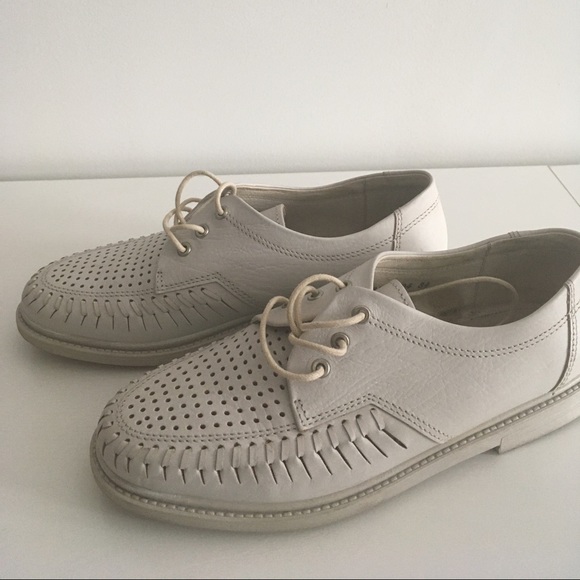 Roflex Shoes - Picture 3 of 4